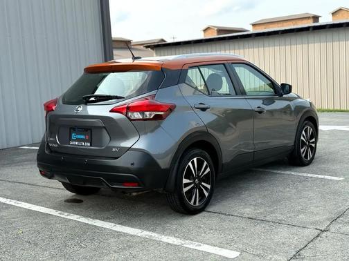 2020 Nissan Kicks SV