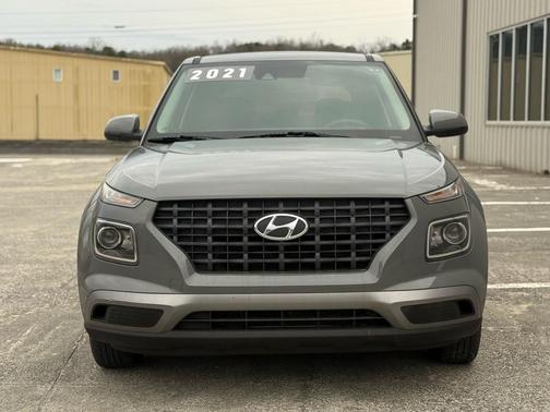 2021 Hyundai VENUE SE