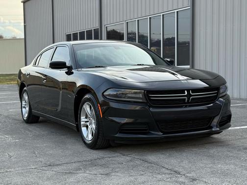 2017 Dodge Charger SE