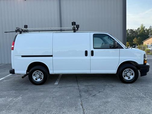2020 Chevrolet Express 2500 RWD 2500 Regular Wheelbase WT