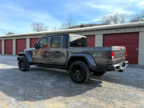2021 Jeep Gladiator Sport S