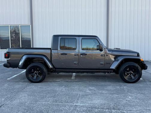 2021 Jeep Gladiator Sport S