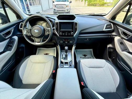 2022 Subaru Forester Base