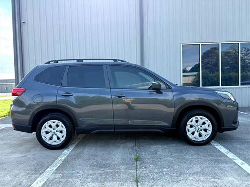 2022 Subaru Forester Base