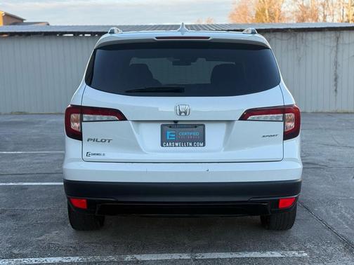 2022 Honda Pilot 2WD Sport