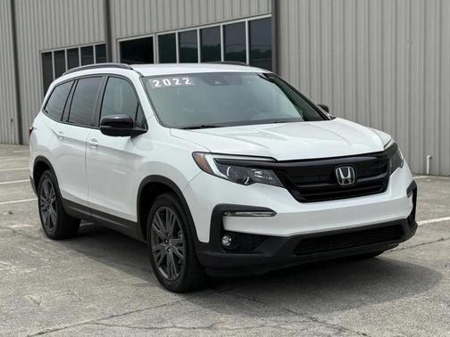 Platinum White Pearl 2022 Honda Pilot 2WD Sport
