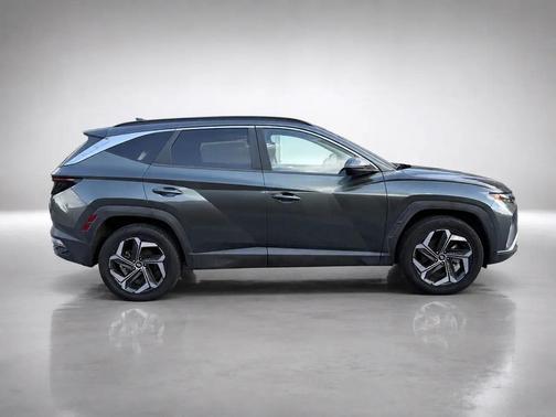 Amazon Gray 2022 Hyundai TUCSON SEL