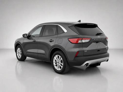 Magnetic Metallic 2020 Ford Escape SE