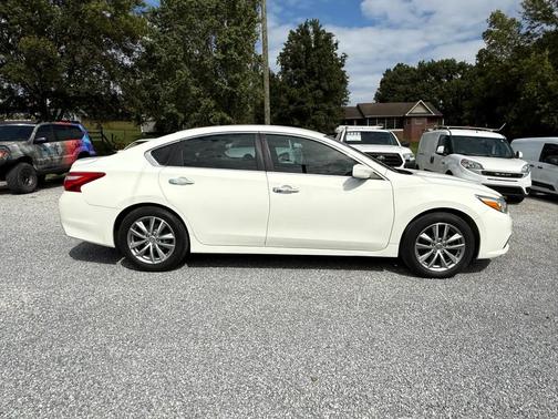 2016 Nissan Altima 2.5 S
