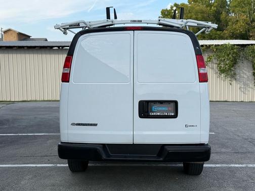 2022 Chevrolet Express 2500 RWD 2500 Regular Wheelbase WT