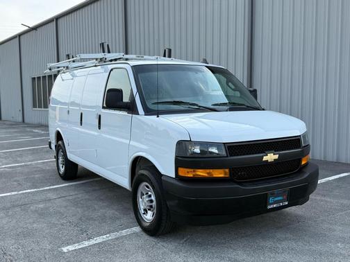 2022 Chevrolet Express 2500 RWD 2500 Regular Wheelbase WT