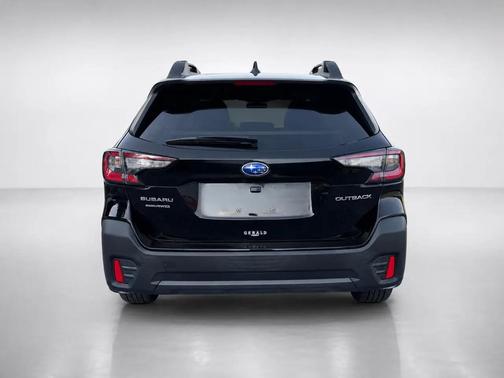 Crystal Black Silica 2022 Subaru Outback Premium