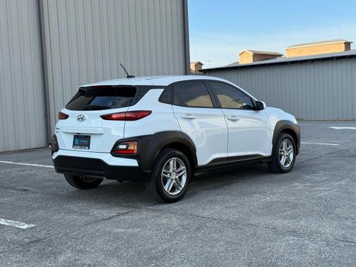 2020 Hyundai KONA SE