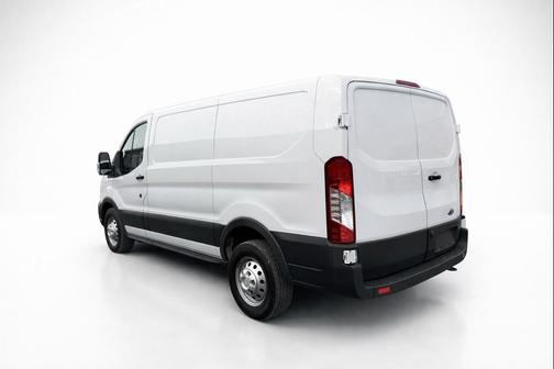 2022 Ford Transit-150 Base