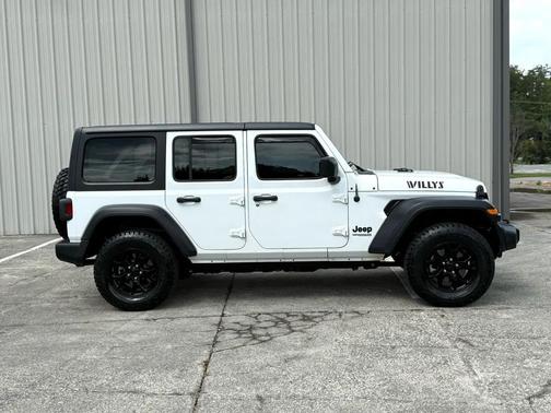 2020 Jeep Wrangler Unlimited Willys 4X4