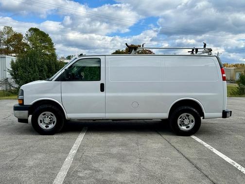 2021 Chevrolet Express 2500 RWD 2500 Regular Wheelbase WT