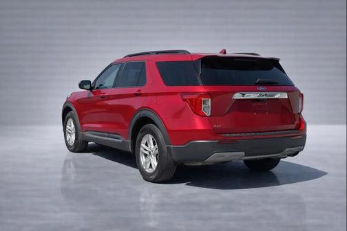 Rapid Red Metallic Tinted Clearcoat 2020 Ford Explorer XLT