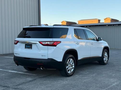 2019 Chevrolet Traverse LT Cloth