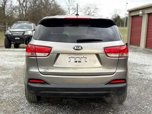 2017 Kia Sorento L
