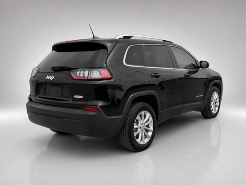Diamond Black Crystal Pearlcoat 2019 Jeep Cherokee Latitude