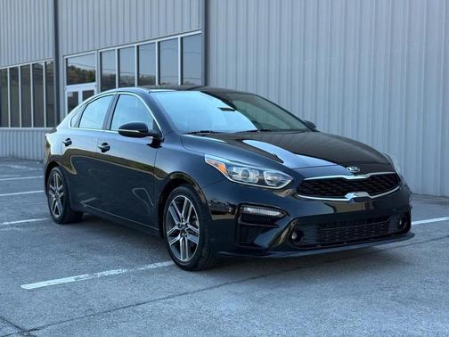Aurora Black 2020 Kia Forte EX