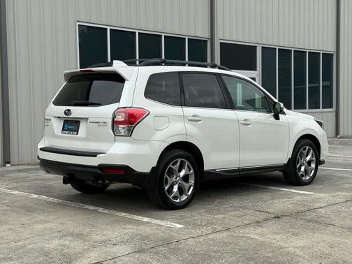 2017 Subaru Forester 2.5i Touring
