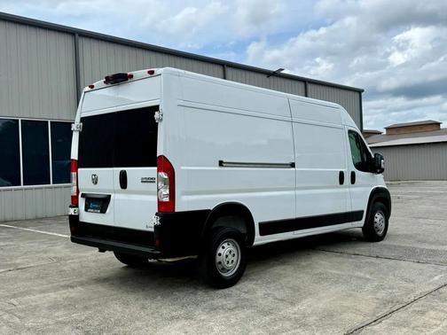 Bright White Clearcoat 2023 RAM ProMaster 2500 High Roof