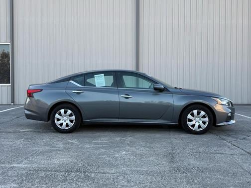 2020 Nissan Altima S FWD