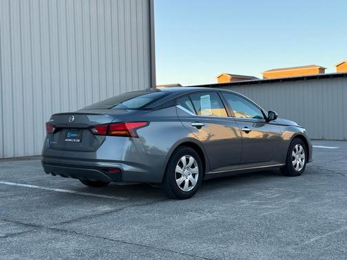 2020 Nissan Altima S FWD