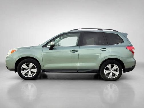 Jasmine Green Metallic 2014 Subaru Forester 2.5i Touring