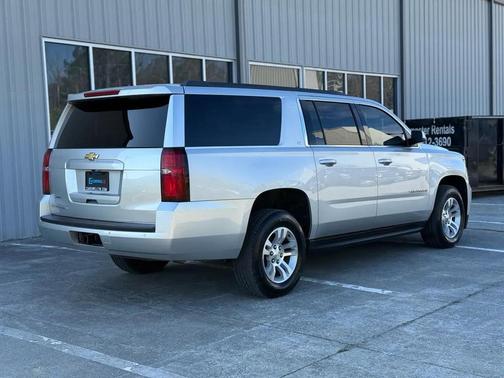 2019 Chevrolet Suburban LT