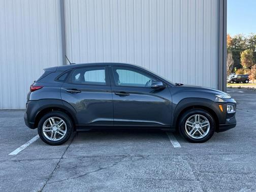 2020 Hyundai KONA SE