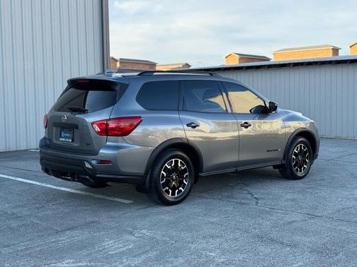 2020 Nissan Pathfinder SV 2WD