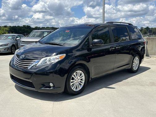 2015 Toyota Sienna XLE