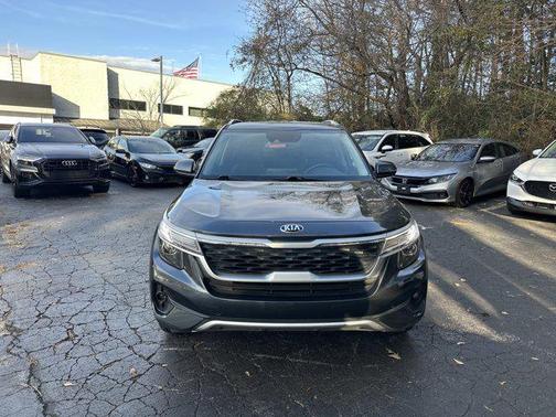 2021 Kia Seltos S
