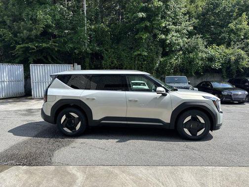 2026 Kia EV9 Wind