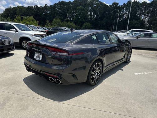 2022 Kia Stinger GT2