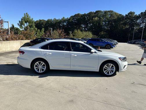 2020 Volkswagen Passat 2.0T SE