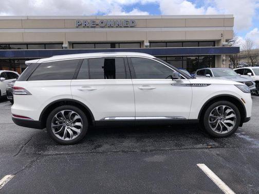 2025 Lincoln Aviator Premiere