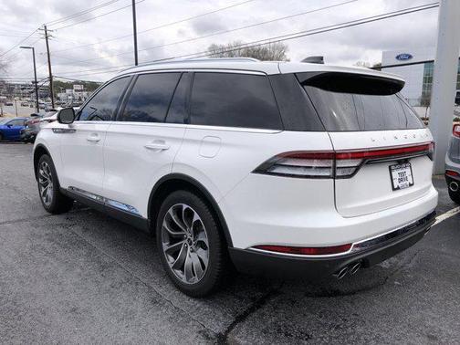 2025 Lincoln Aviator Premiere