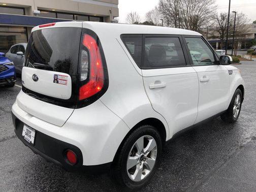 2017 Kia Soul Base