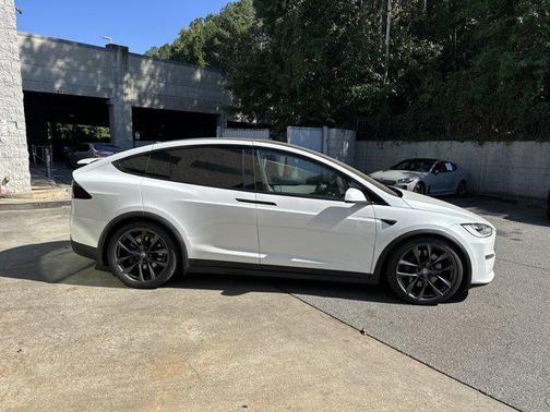2022 Tesla Model X Plaid Tri Motor All-Wheel Drive