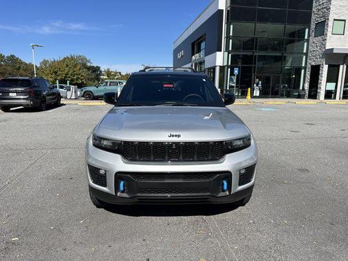2022 Jeep Grand Cherokee 4xe Trailhawk