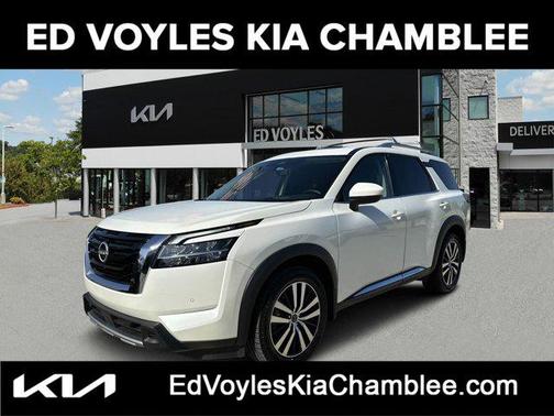 2023 Nissan Pathfinder Platinum FWD
