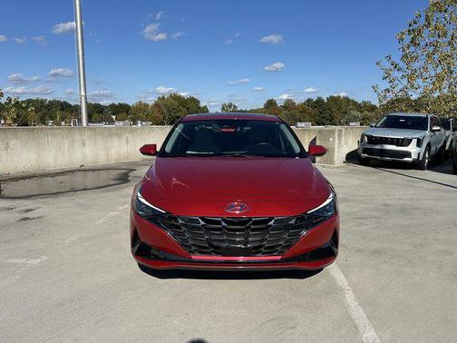 2021 Hyundai ELANTRA Limited