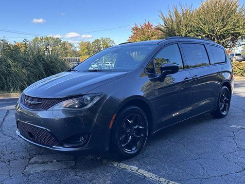 2019 Chrysler Pacifica Touring-L Plus