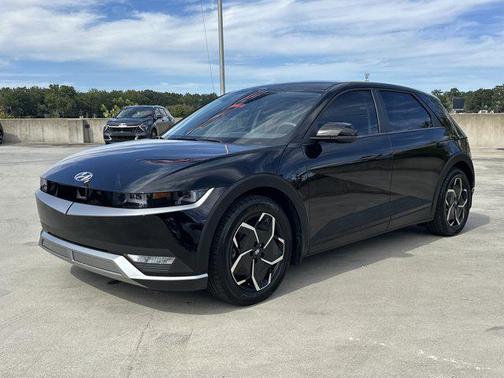 2024 Hyundai IONIQ 5 SE