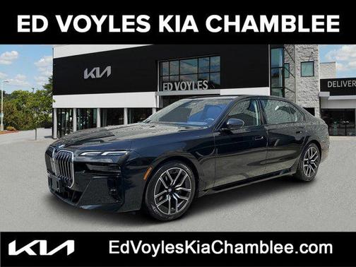 2025 BMW 740 i xDrive