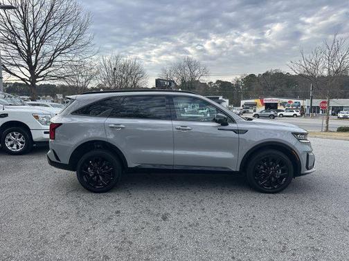 2023 Kia Sorento SX