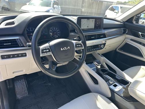 Ebony Black 2022 Kia Telluride EX